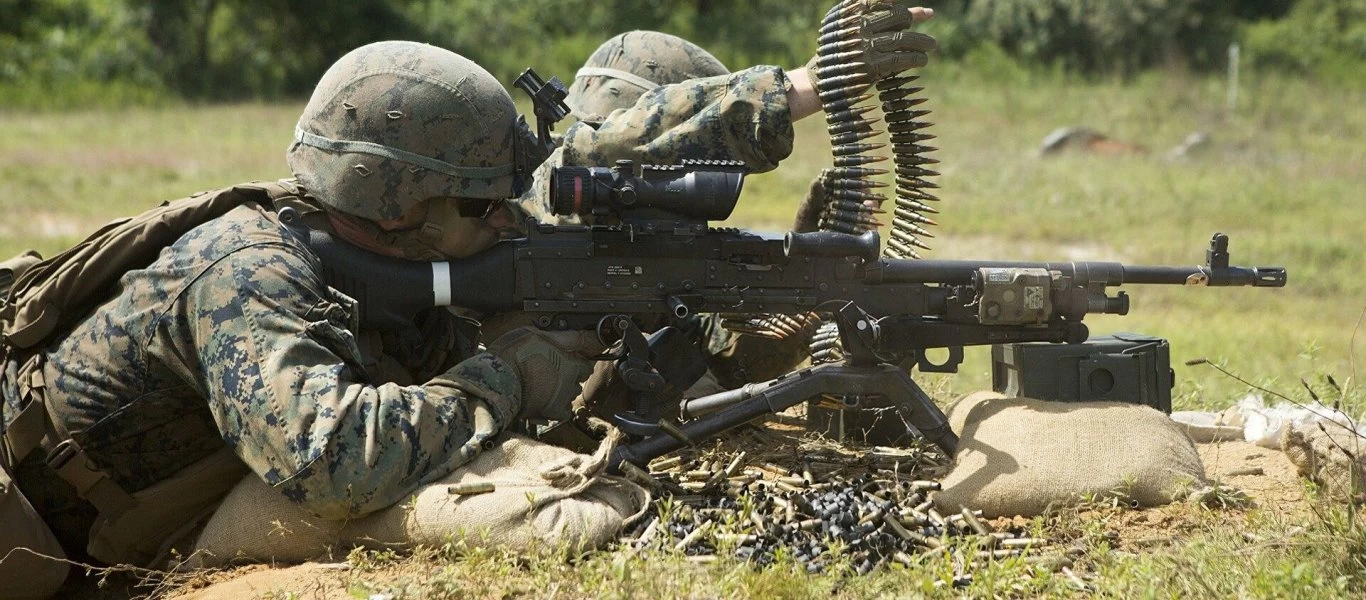 Το γνωρίζατε; - Γιατί στις στολές των Αμερικανών στρατιωτών η σημαία είναι ραμμένη ανάποδα;